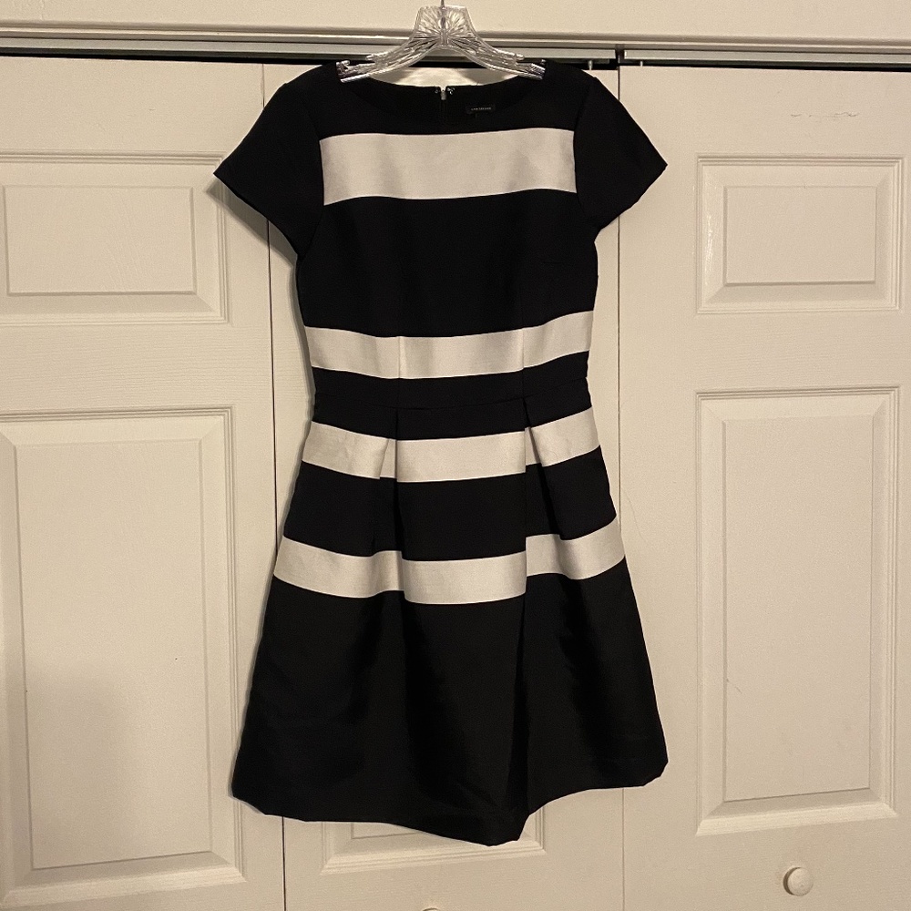 White House Black Market Black & White Striped Pleated Dress Size 0 Tall NWT